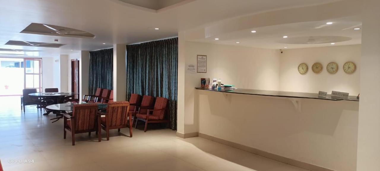 Seaface Beach Resort Kovalam Exterior photo